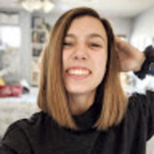 Meet your Posher, Maya